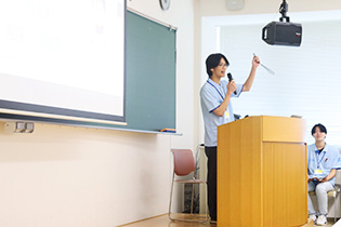 在学生のキャンパスライフ紹介